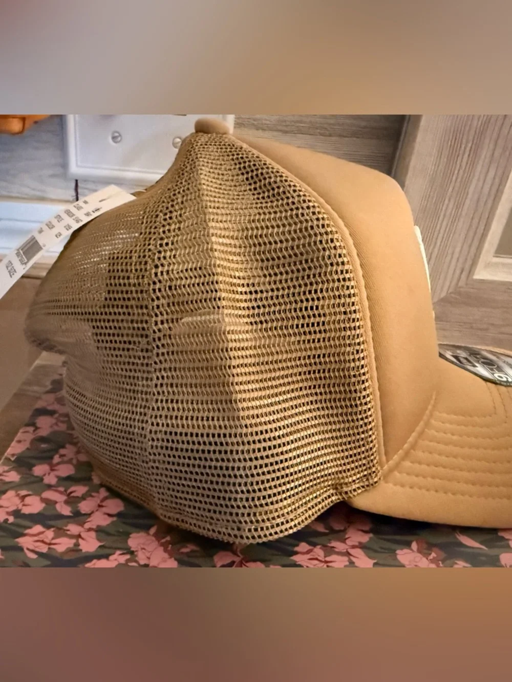 Tan LA hat - Picture 3 of 5